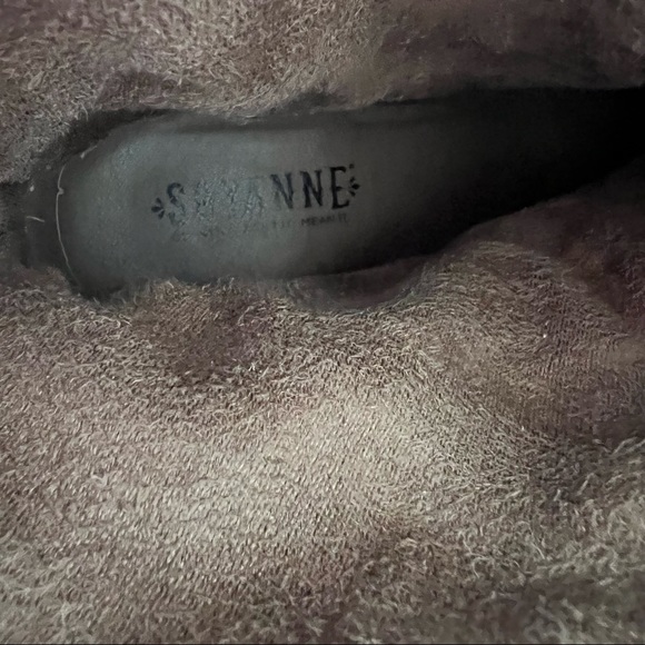 Shyanne Western Fringe Ankle Heeled Boots - Picture 7 of 10